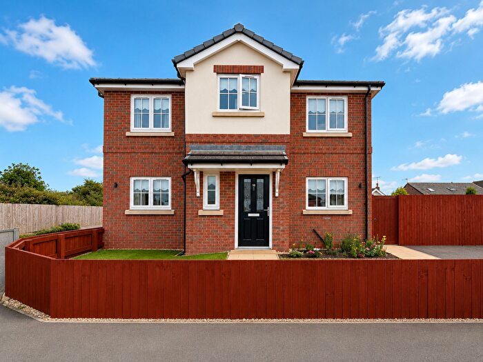 3 Bedroom Semi-Detached House For Sale In Fylde Road, Southport, PR9