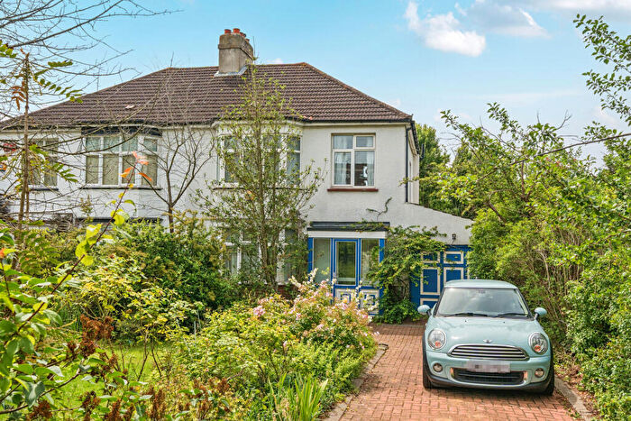 4 Bedroom Semi-Detached House For Sale In Baring Road, London, SE12