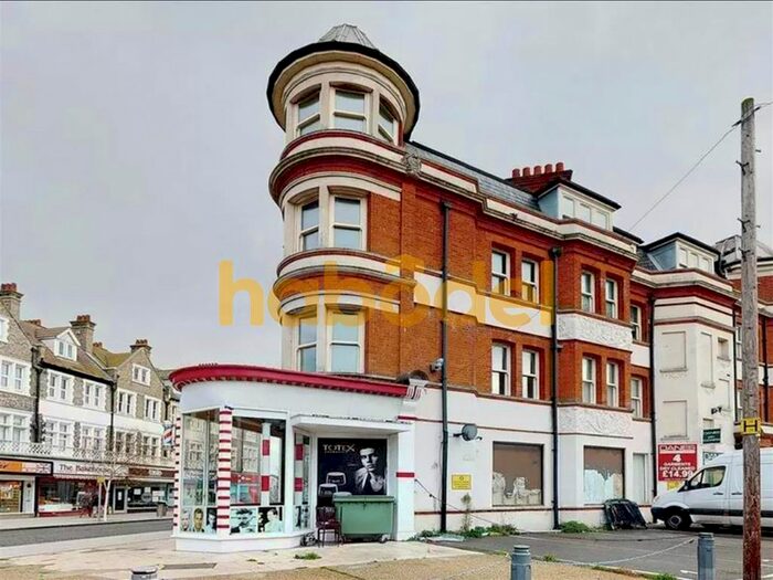 2 Bedroom Flat To Rent In Lewellen Court, Agate Road, Clacton On Sea, CO15