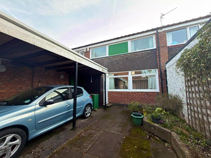 3 Bedroom Terraced House For Sale In Finney Drive, Chorlton Green, M21