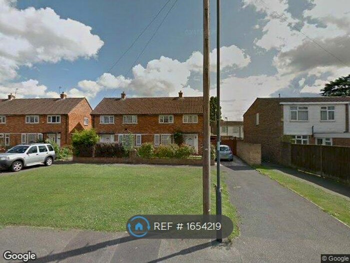 2 Bedroom Flat To Rent In Verney Road, Slough, SL3