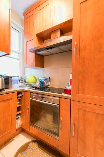 1 Bedroom Flat To Rent In Kings Road, Chelsea, London, SW3