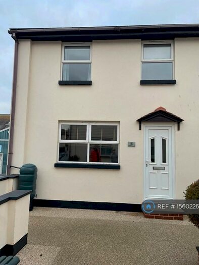 3 Bedroom Semi-Detached House To Rent In Cliff Court, Dawlish, EX7