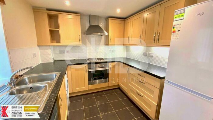 2 Bedroom Flat To Rent In Cape Court, Warwick, CV34
