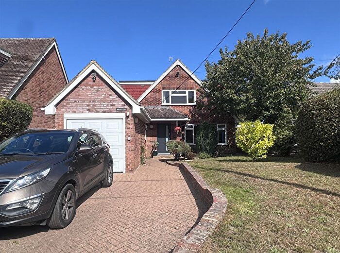 4 Bedroom Property To Rent In Amber Lane, Chart Sutton, Maidstone, ME17