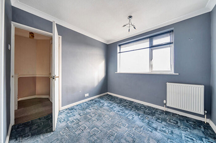 3 Bedroom Terraced House For Sale In Langford Place, Sidcup, DA14