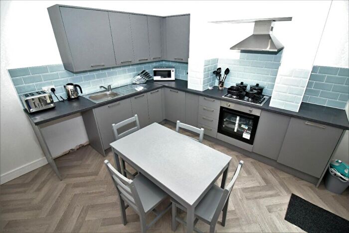 5 Bedroom House Of Multiple Occupation To Rent In Nelson Street, Barrow-In-Furness, Cumbria, LA14