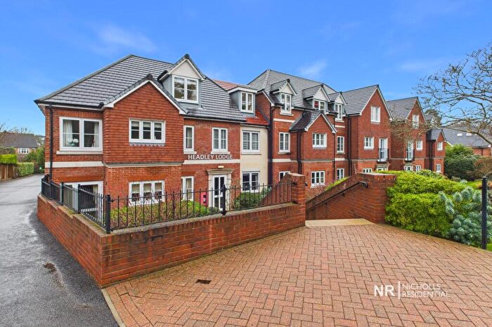 1 Bedroom Flat For Sale In Leatherhead Road, Ashtead, Surrey., KT21