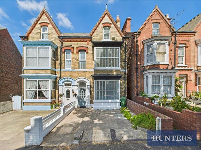 5 Bedroom Semi-Detached House For Sale In Tennyson Avenue, Bridlington, YO15