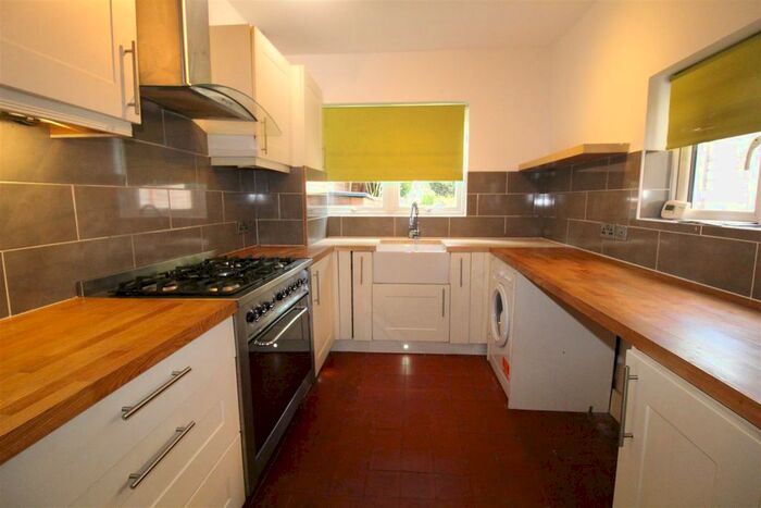 3 Bedroom Terraced House To Rent In Percival Road, Enfield, EN1