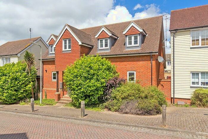 2 Bedroom Detached House To Rent In Scott Avenue, Canterbury, Kent, CT1