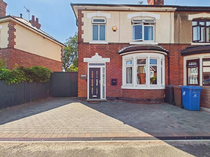 3 Bedroom Semi Detached House To Rent In Lindon Drive, Alvaston, DE24
