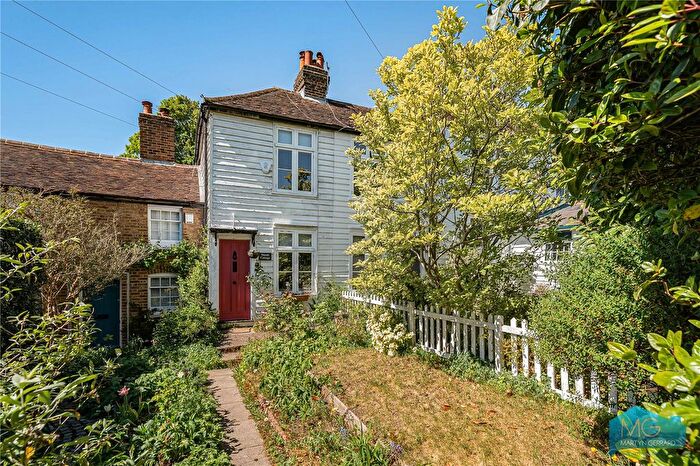 2 Bedroom Terraced House For Sale In Hammers Lane, Mill Hill, London, NW7