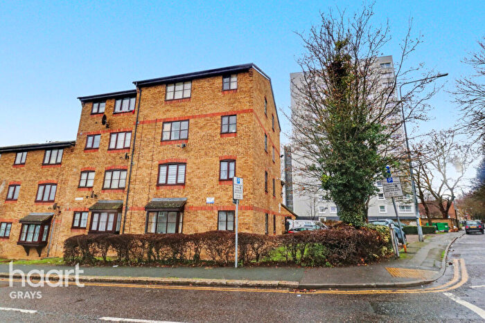 1 Bedroom Flat For Sale In Sejant House, Bridge Road, Grays, RM17