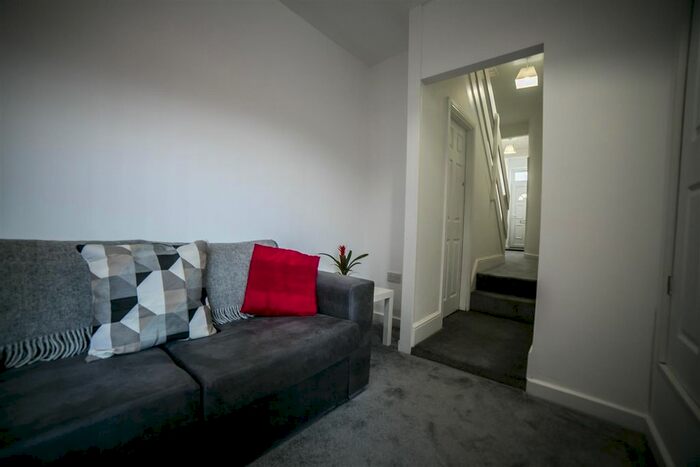 1 Bedroom Property To Rent In Sycamore Road, Edgbaston, Birmingham, B66