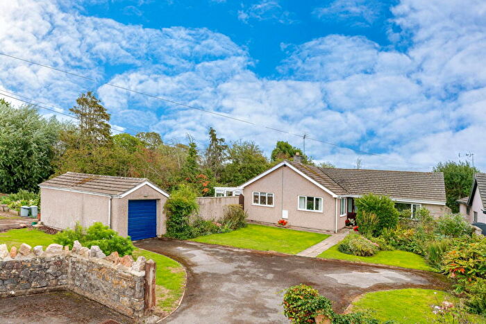 3 Bedroom Detached Bungalow For Sale In Puxton Road, Weston-super-Mare, BS24