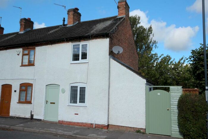 2 Bedroom Cottage To Rent In Park Road, Mickleover, DE3