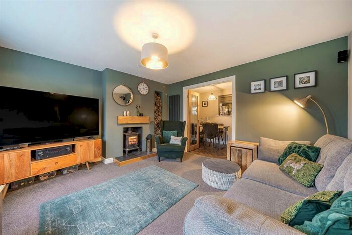 3 Bedroom Property For Sale In Parnham Close, Nether Broughton, Melton Mowbray, LE14