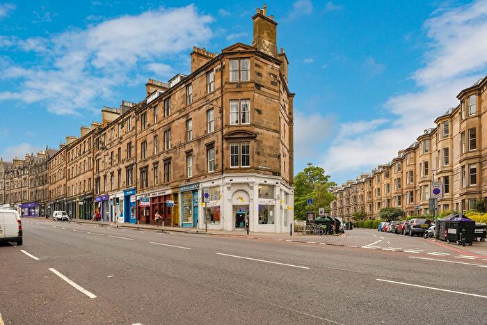 2 Bedroom Flat For Sale In Bruntsfield Place, Edinburgh, EH10