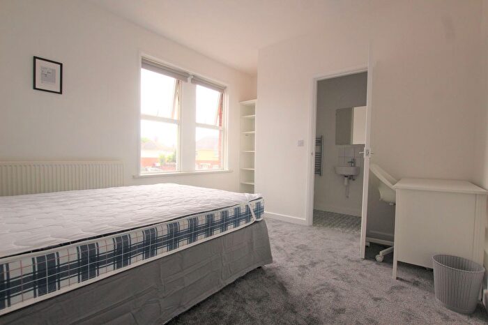 1 Bedroom Property To Rent In Tredworth Road, Gloucester, GL1