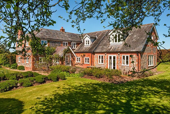 4 Bedroom Detached House For Sale In Swyncombe, Henley-On-Thames, RG9