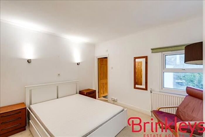 2 Bedroom Terraced House To Rent In All Saints Road, Wimbledon, SW19