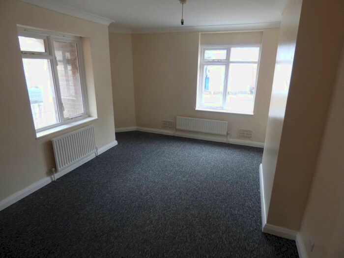 1 Bedroom Flat To Rent In Hibbert Street, Luton, LU1