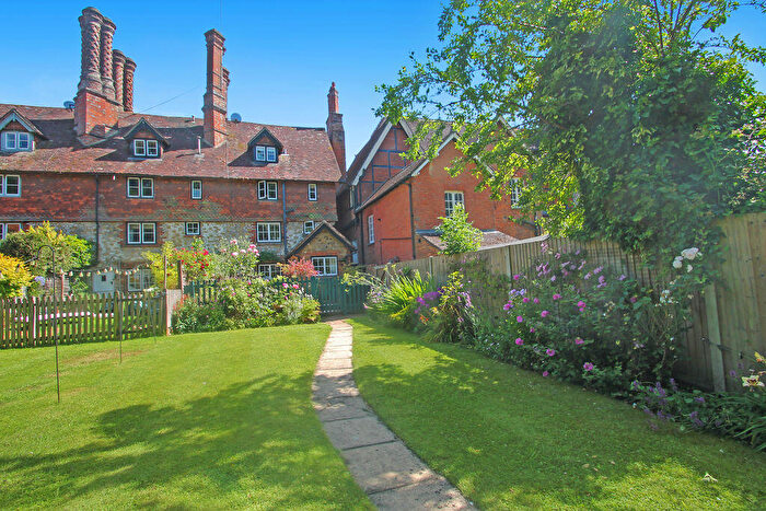 4 Bedroom End Of Terrace House For Sale In The Street, Albury, GU5