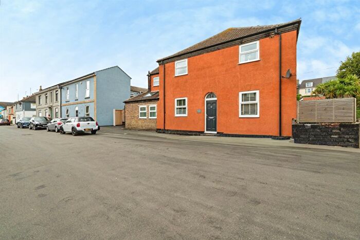 2 Bedroom Semi-Detached House For Sale In Pavilion Road, Gorleston, Great Yarmouth, NR31