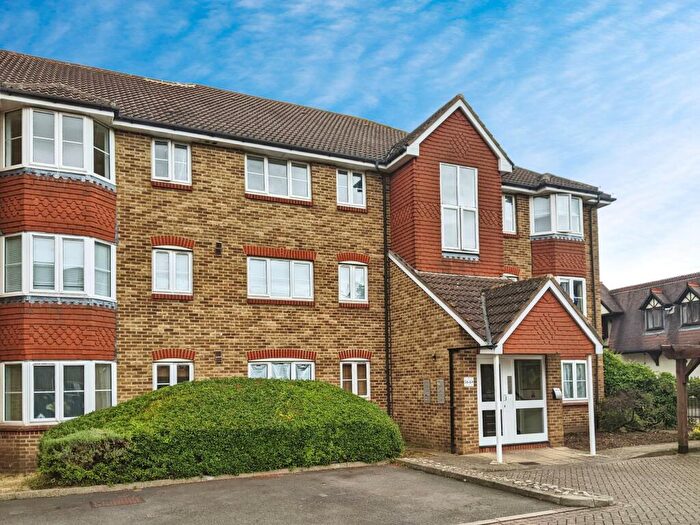 2 Bedroom Apartment To Rent In Caraway Place, Wallington, SM6