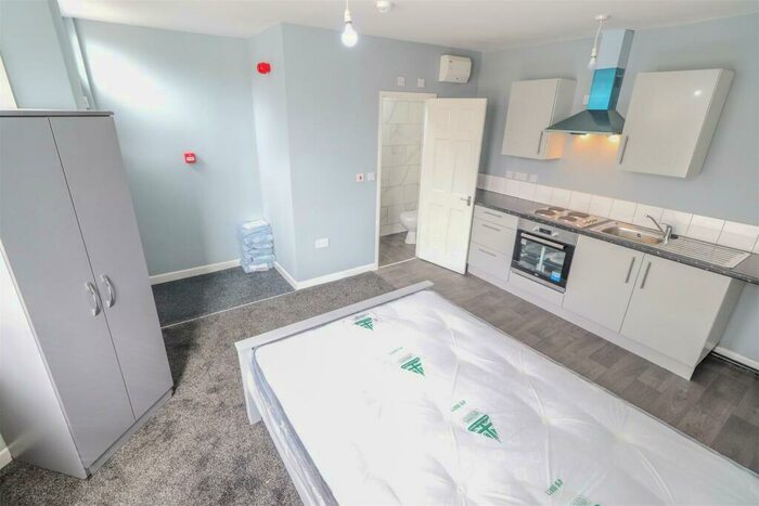 Studio To Rent In Foleshill Road, Coventry, CV6