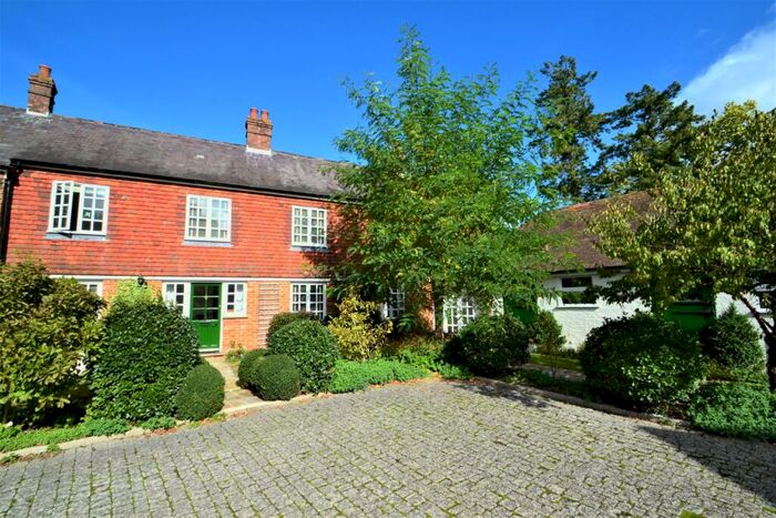 3 Bedroom Semi-Detached House To Rent In Duncton, Petworth, West Sussex, GU28