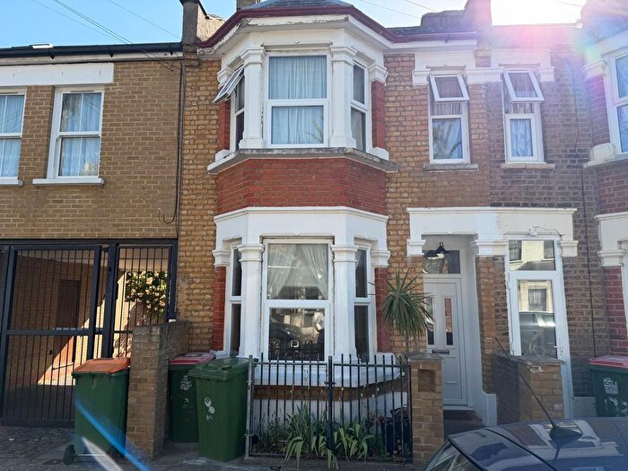 3 Bedroom Terraced House For Sale In Third Avenue, London, E12