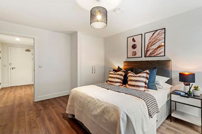 1 Bedroom Apartment To Rent In One Maidenhead, A Garden Boulevard, SL6