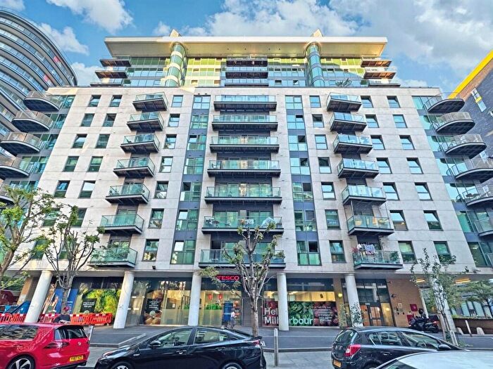 2 Bedroom Flat For Sale In Millharbour, London, E14