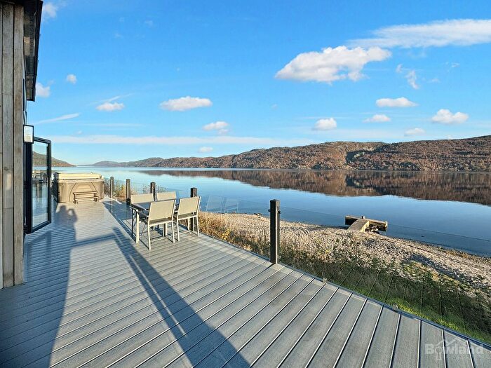 2 Bedroom Lodge For Sale In Invermoriston, Inverness, IV63