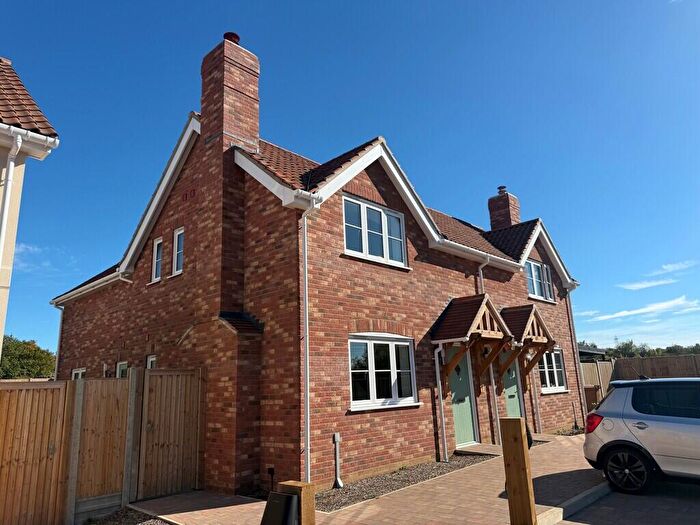 3 Bedroom Semi Detached House For Sale In Flordon Road, Creeting St. Mary, IP6