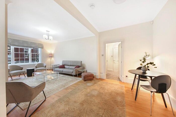 2 Bedroom Flat To Rent In Clifton Court, Northwick Terrace, NW8