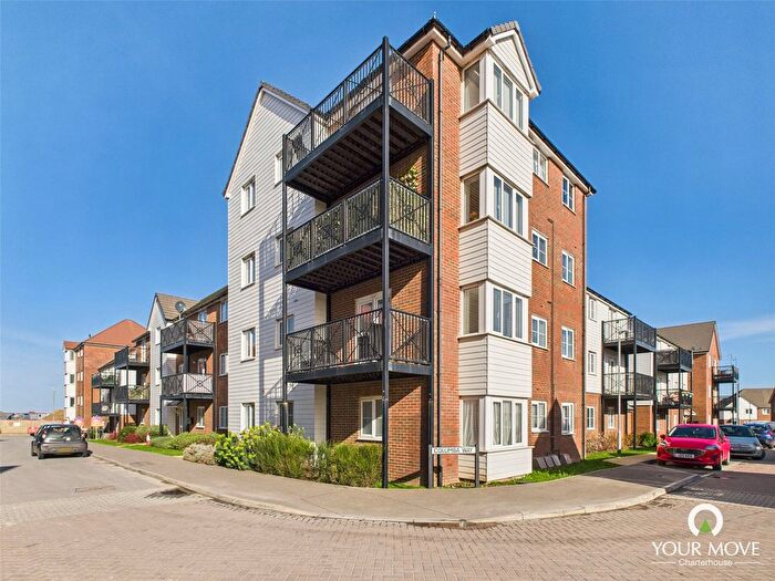 2 Bedroom Flat For Sale In Pictor Drive, Margate, Kent, CT9