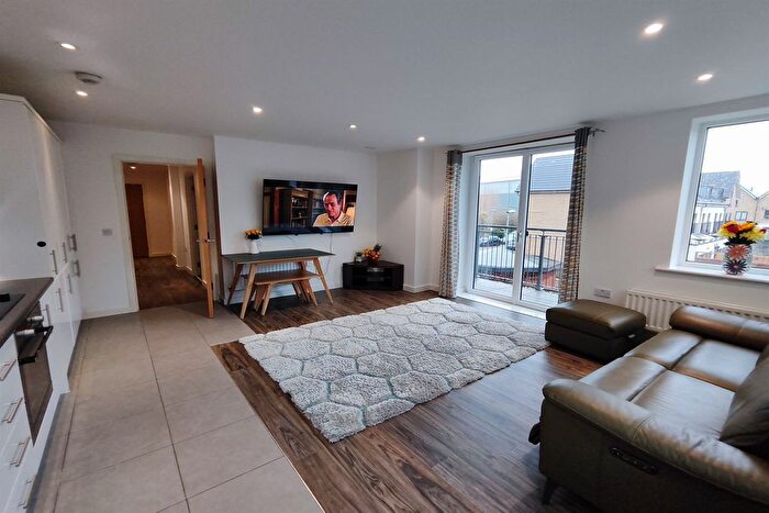 2 Bedroom Flat To Rent In Dock Meadow Reach, London, W7