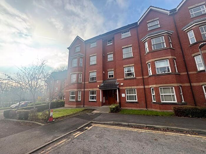 2 Bedroom Flat To Rent In Royal Court Drive, Bolton, BL1