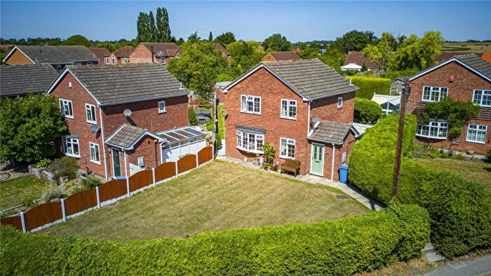 4 Bedroom Detached House For Sale In Stockwith Road, Walkeringham, Doncaster, South Yorkshire, DN10