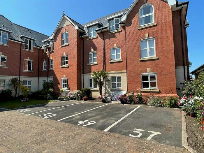 Houses for sale & to rent in FY8 1AH, Windsor Road, Ansdell Lytham St Annes