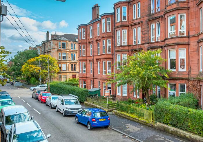 2 Bedroom Flat For Sale In Garthland Drive, Dennistoun, Glasgow, G31