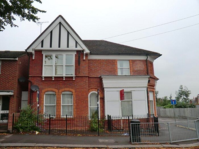 1 Bedroom Flat To Rent In Wantage Road, Reading, RG30