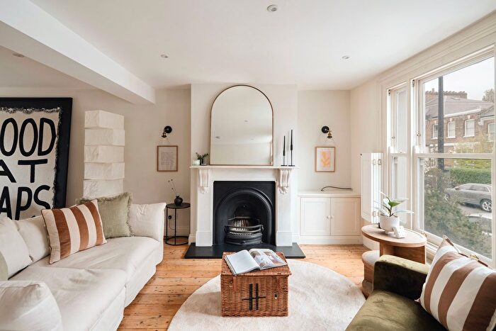 3 Bedroom Terraced House For Sale In Lausanne Road, London, SE15