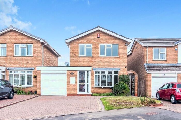 3 Bedroom Property To Rent In Lytham Close, Minworth, Sutton Coldfield, B76