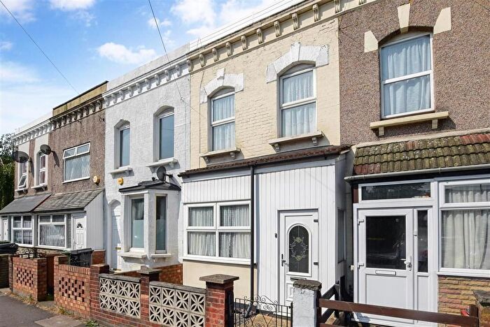 2 Bedroom Terraced House For Sale In Shernhall Street, Walthamstow, E17