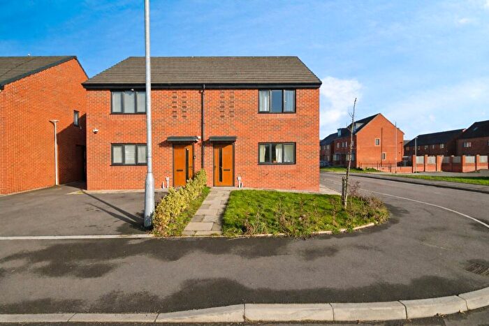 3 Bedroom Semi Detached House For Sale In Whit Lane, Salford, Greater Manchester, M6