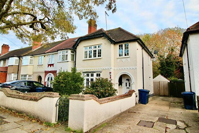 3 Bedroom End Terrace House For Sale In Elton Avenue, Greenford, UB6